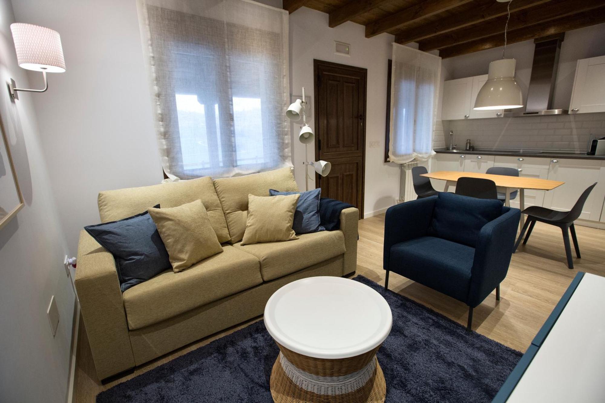 Fuente El Gueeyu Apartment Cangas de Onis Exterior photo