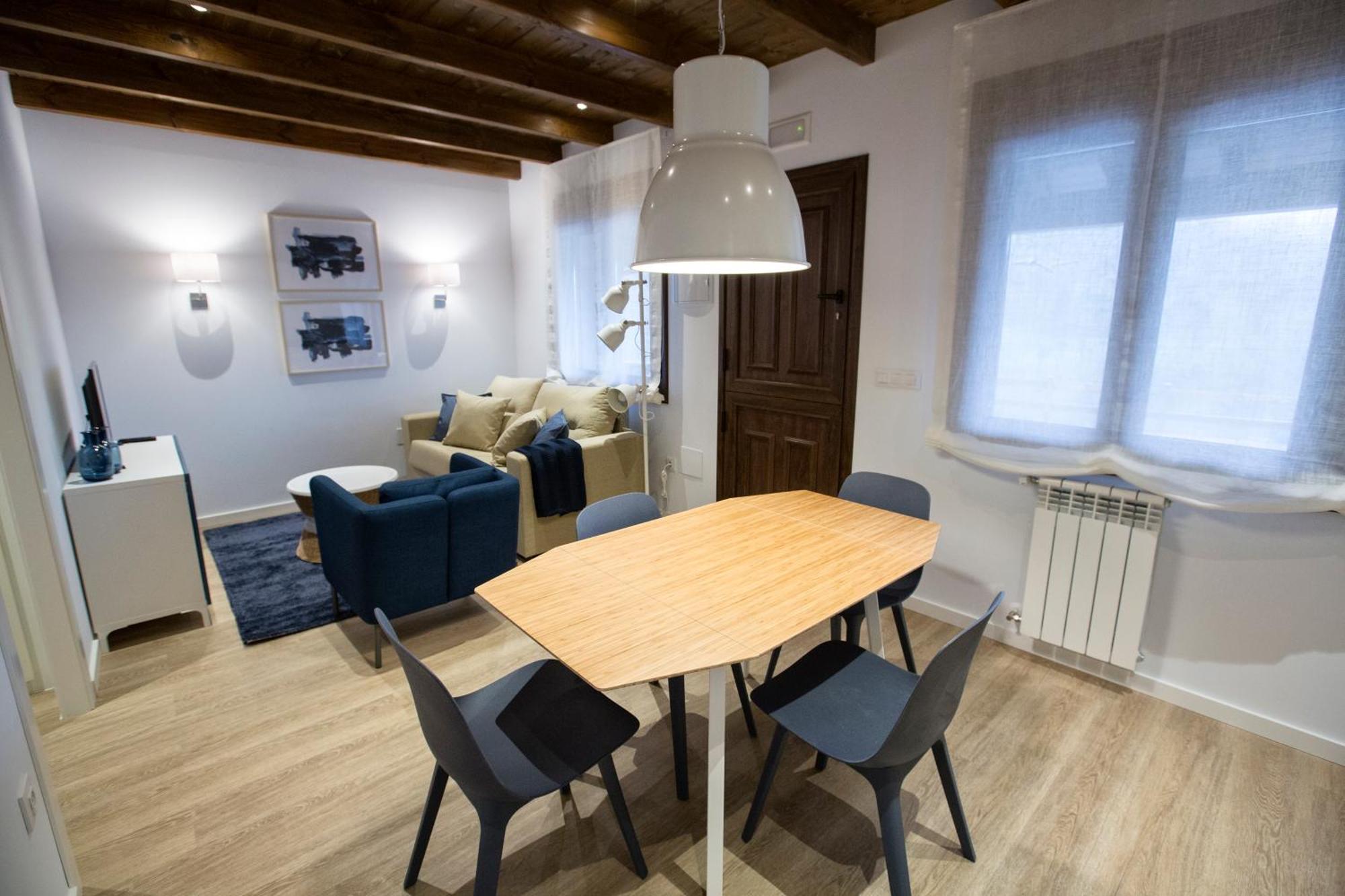 Fuente El Gueeyu Apartment Cangas de Onis Exterior photo