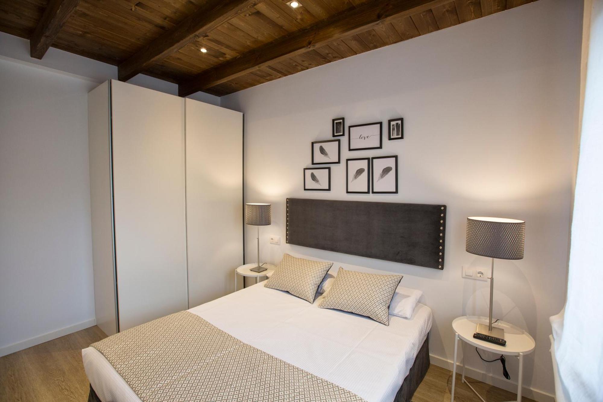 Fuente El Gueeyu Apartment Cangas de Onis Exterior photo
